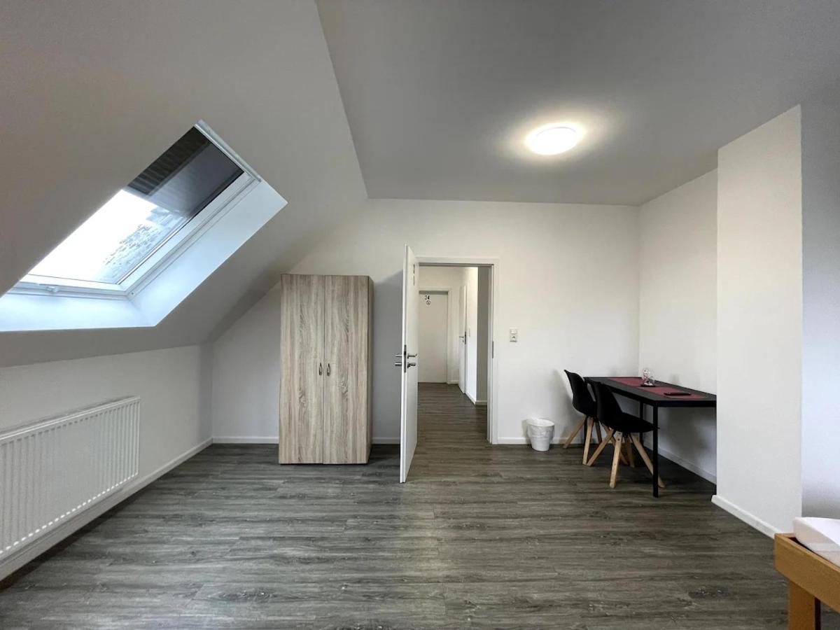 Comfortable Hostel In Wesseling Exterior foto